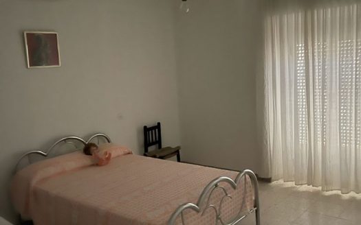 Casa Jaraíz de la Vera céntrica en C/Pedreros 55, 3 plantas mas desván V300